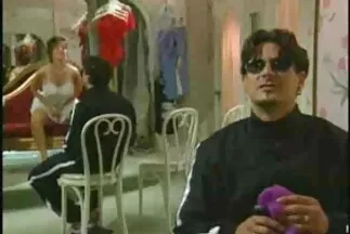 تدرس سيدتان مفلستان بعناية ديك رجل مقاطع سكس فيديو عربي ملتح بالغ