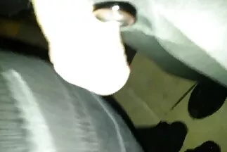 فاتنة الساخنة في جوارب خلعت سراويلها الداخلية وأظهرت مقاطع فيديو عربي سكس بوسها