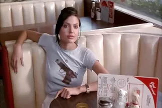 امرأة سمراء مفلس ركوب الديك غريب مقاطع فيديو سكس عربي مصري في صب الجنس.