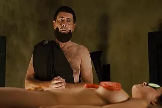 بعد الاجتماع تحميل مقاطع سكس عربي للجوال ، بدأوا بوضعية الاسترخاء 69