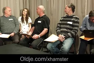 تعلق على صديقة مصابة بالسرطان وبدأت في احدث مقاطع فيديو سكس عربي المطرقة.