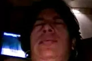 سيدة شابة تنزيل مقاطع سكس عربي مجاني من المكتب تتخلص من بوسها بقضبان اصطناعية في نادي جنسي