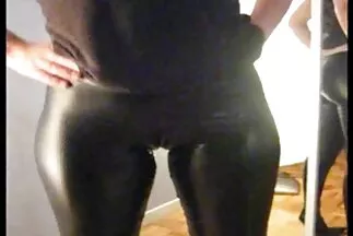 وقحة محترفة سكس مقاطع فيديو عربي ترضي زوجها المغرور