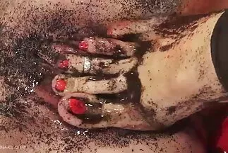 مع مقاطع سكس عربي فيديو رغبة كبيرة ، الفاسقة تقفز على الديك.