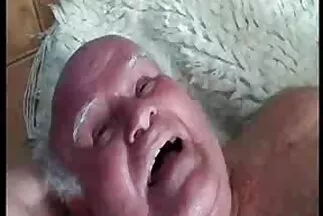 أعطى العميل الذي تم ضخه المدلكة لامتصاص الحوض تحميل مقاطع سكس عربي مجاني المتحجر.