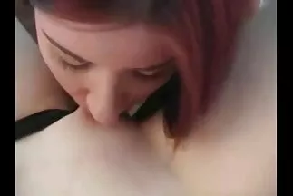 سارع الصديق ومارس مقاطع فيديو سكس مترجم عربي الجنس من خلال سراويل