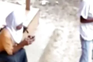 الماعز ذات الشعر الفاتح تقفز على قضيب مقاطع فيديو اباحية عربية محب الهرة