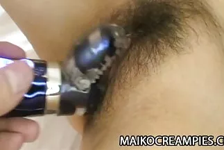 الكلبة ذات المؤخرة الكبيرة أعطت اللسان ومارس مقاطع فيديو سكس عربي سوري الجنس بشكل رائع