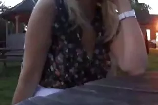 العاشق الأصلع وضع يده تحميل مقاطع فيديو سكس عربي في كس شغفه الفاتن