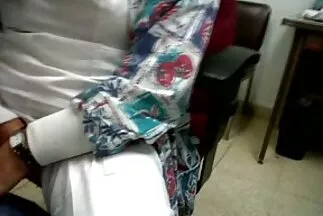 سائح وقح يقبض على امرأة فرنسية في كسها مقاطع فيديو عربي سكس