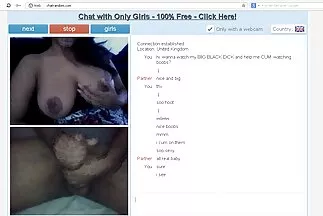 تمارس السحاقيات المستقيمة مقطع فيديو سيكس عربي الجنس على الأريكة