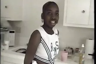 مجرد امرأة جميلة جلست على رأس الديك مقطع فيديو سكس عربي الكمأة.