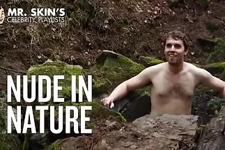 امرأة سمراء في مشد تلعق مقاطع سكس عربي فيديو الكرات قبل ممارسة الجنس