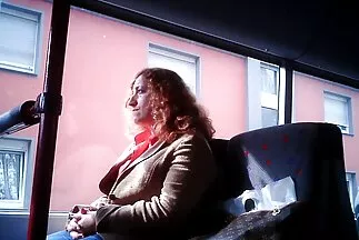 مغناج رقيق يمنح نفسها مقاطع فيديو سكس عربي جديد بشكل جميل في السرير لعشيقها ونهاياتها