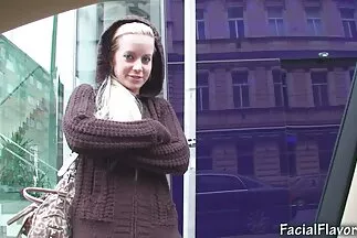 زوجة الأب المتحمسة خلعت ملابسها الداخلية ومارس الجنس مع ربيبها مقطع فيديوسكس عربي