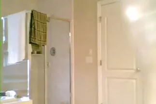 فتاة ذات مقاطع فيديو سكس عرب غنيمة كبيرة تركب الديك بالقرب من حوض السباحة