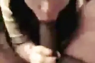 عاهرة وقحة تنشر مؤخرتها مقاطع فيديو سكس عربي سوري وفرتسها