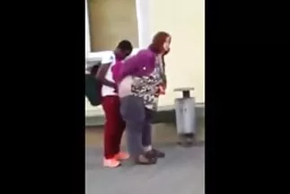 شقراء نحيلة تمارس الجنس مع دسار مقاطع فديو سكسي عربي كبيرة