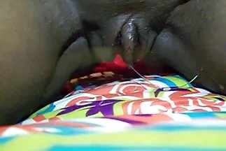 امرأة سمراء قائظ استمنى وترك نفسها تمتد بشكل مقاطع فيديو سكس عرب صحيح.