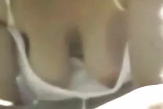 أب وقح يمارس الجنس مع صديق مقاطع فيديو سكس عرب ابنته الشاب بقوة