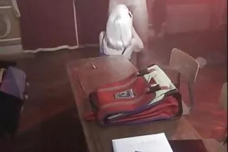 رجل مقطع فيديو سكس عربي قلق يمارس الجنس مع أخت زوجته