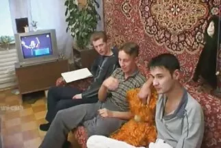 شقراء عاطفي يشتكي في مقاطع فيديو سكس عرب المطبخ من الجنس الساخن