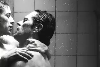 امرأة سمينة بمؤخرة سكس مقاطع فيديو عربي السيلوليت تذهب لممارسة الرياضة عارية