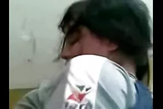 فتاة تشعر بالملل أمام الكاميرا مقاطع سكس فيديو عربي