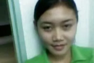 فتاة ذات أشكال مستديرة مقاطع فيديو سكس مترجم عربي يمارسها رجل نبيل على الأريكة