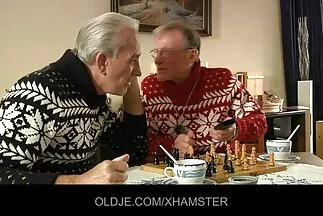 الفتاة المغامرة مقاطع سكس عربي فيديو عملت على القضيب مع بوسها