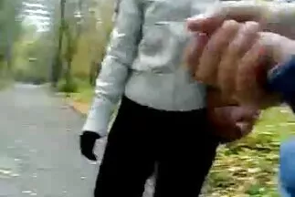 مارس الجنس مع زوجته في غطاء مضياف مقطع سكس فيديو عربي