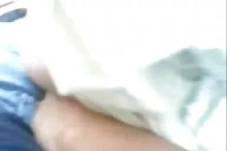 رجل أصلع سكس عربي مقطع فيديو مجتهد يلعق فرج صديقته