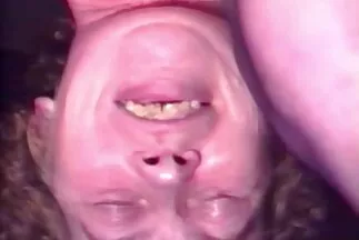 بعد المص ، كان قضيب مقطع فيديو سكس عربي مصري الرجل يلوح في الأفق بقوة رهيبة.