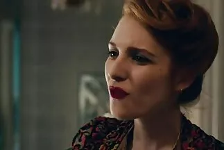 تدليك الكلبة المجعد بشقوق بهزاز في سكس مقاطع فيديو عربي غرفة النوم