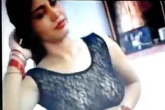 اللعنة الساخنة في المرآب أعطت الفرخ أقصى قدر مقطع فيديو عربي سكس من الضجيج.