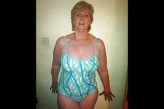 سخيف شقراء في سيارة أجرة في المقعد تنزيل مقاطع فيديو سكس عربي الخلفي