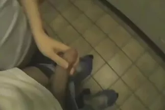 المتأنق الذي نفد صبره قام برسملة الفتاة بوقاحة مقطع فيديوسكس عربي